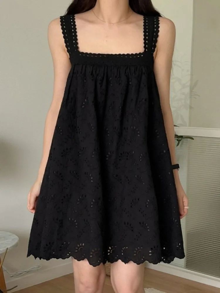 Black Mini Halter Dress Women Summer Korean Loose Embroidery Hollow Sleeveless Short Dress 2 Colors
Black Mini Halter Dress Women Summer Korean Loose Embroidery Hollow Sleeveless Short Dress 2 Colors