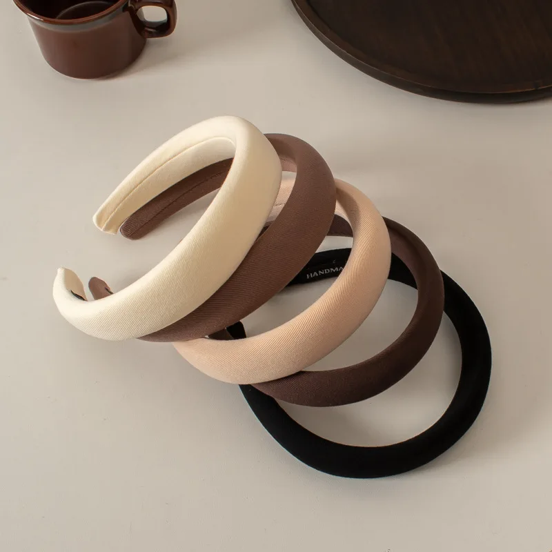 1pc Wide-brimmed Fabric Autumn/winter Hairband Women Wild Go Out Korea Sweet Headband Press Hair Hairband Headband Hair Accessories
1pc Wide-brimmed Fabric Autumn/winter Hairband Women Wild Go Out Korea Sweet Headband Press Hair Hairband Headband Hair Accessories