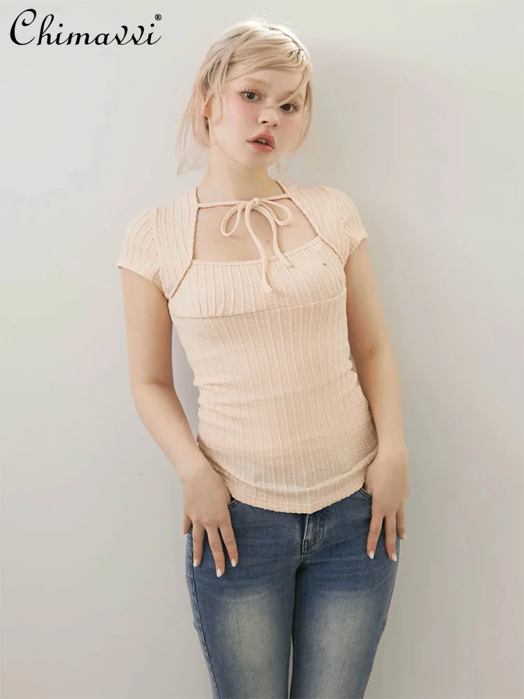 Japanese New Sweet Girl Twist Texture Neckline Lace Slim Short T-shirt Top Summer 2025 New Fashion Temperament Women's Y2k Tops
Japanese New Sweet Girl Twist Texture Neckline Lace Slim Short T-shirt Top Summer 2025 New Fashion Temperament Women's Y2k Tops
