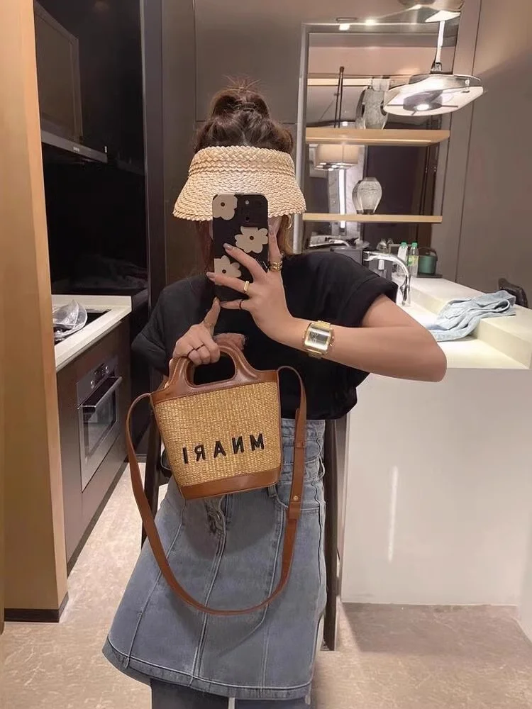 Bucket Handbag Woven Women's Crossbody Bag Fashionable Market Basket Style Soft Polyester Casual Summer Bag
Bucket Handbag Woven Women's Crossbody Bag Fashionable Market Basket Style Soft Polyester Casual Summer Bag