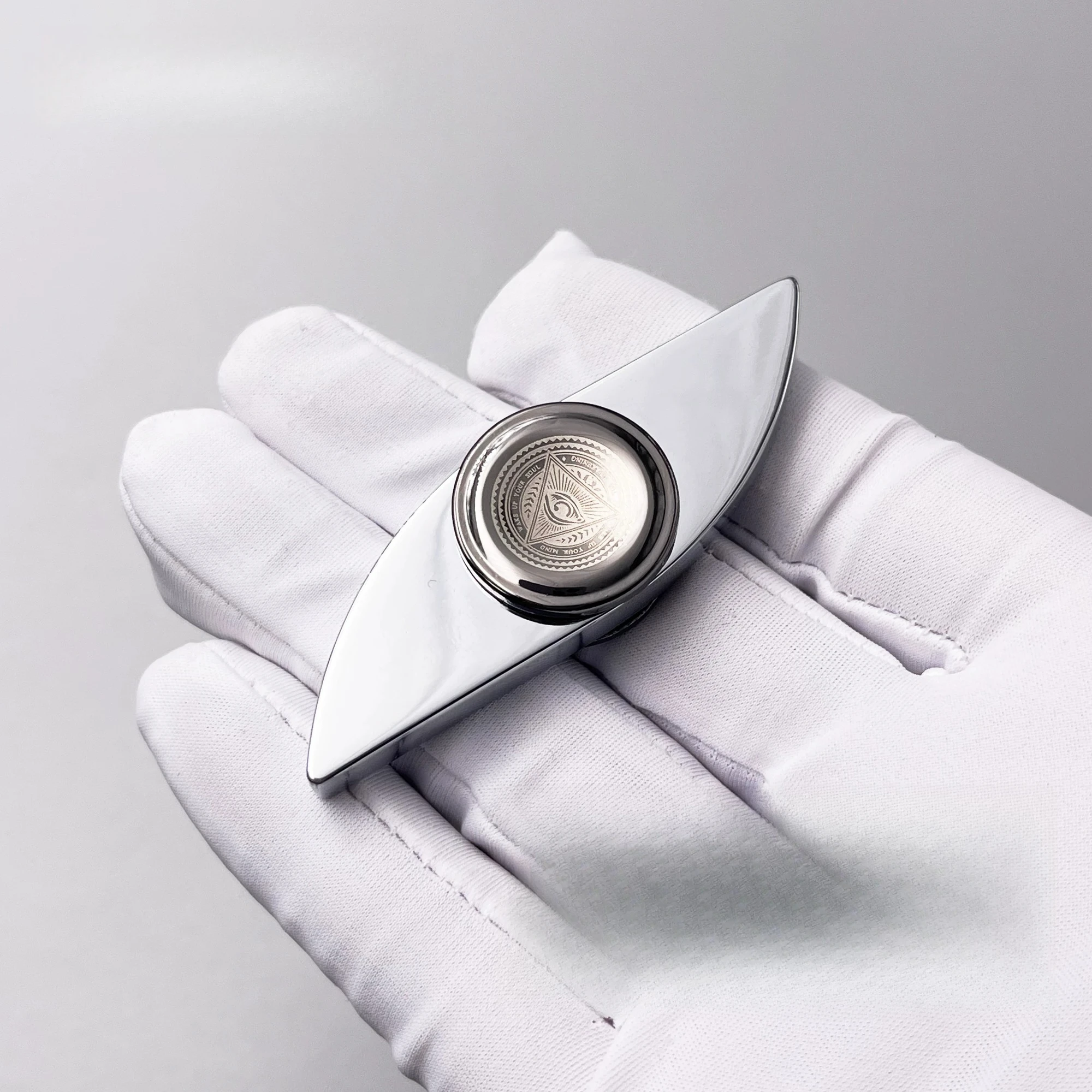 2-Blade Metal EDC Spinner – Eye of Providence Stress Reliever Gyro, Decompression Finger Toy for Adults Anxiety Relief
2-Blade Metal EDC Spinner – Eye of Providence Stress Reliever Gyro, Decompression Finger Toy for Adults Anxiety Relief