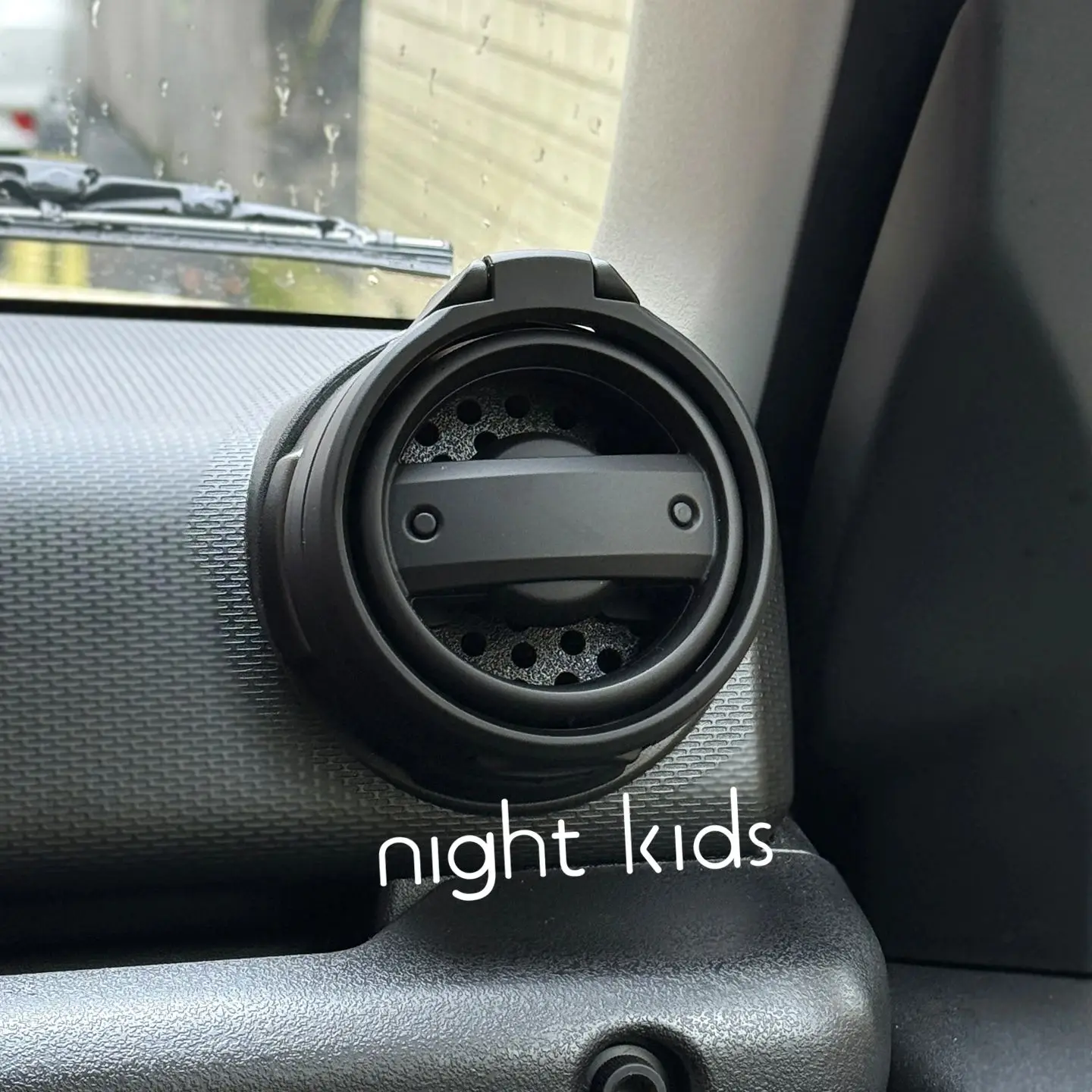 Nightt Kids For 2018-2026 Fourth Generation Suzuki Jimny JB64, JB74 Cup Holder.
Nightt Kids For 2018-2026 Fourth Generation Suzuki Jimny JB64, JB74 Cup Holder.