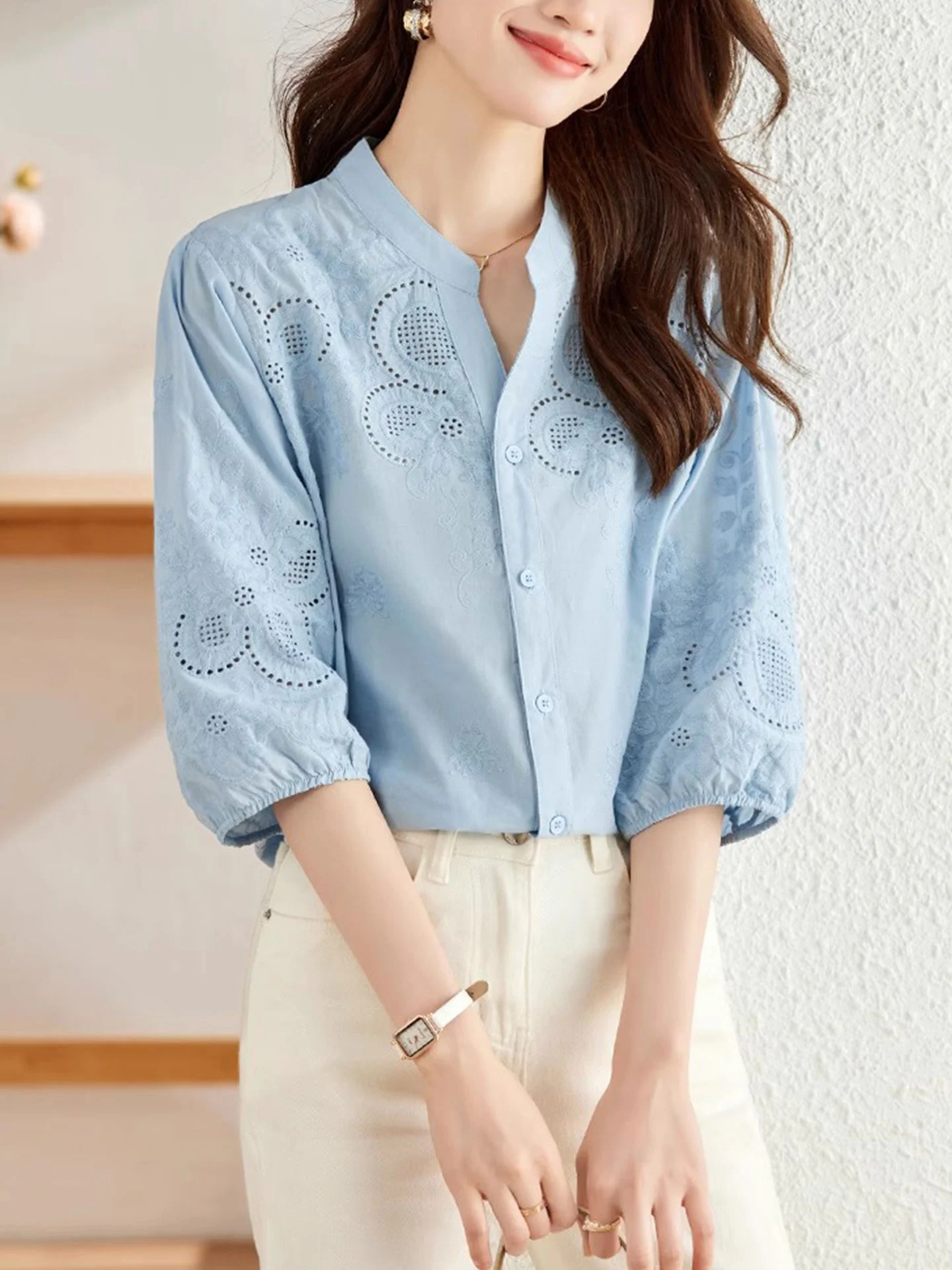 Женский шелковый кардиган с вырезами, дышащий, с коротким рукавом, на одной пуговице, прямого кроя, в корейском стиле, премиум-класса
Женский шелковый кардиган с вырезами, дышащий, с коротким рукавом, на одной пуговице, прямого кроя, в корейском стиле, премиум-класса