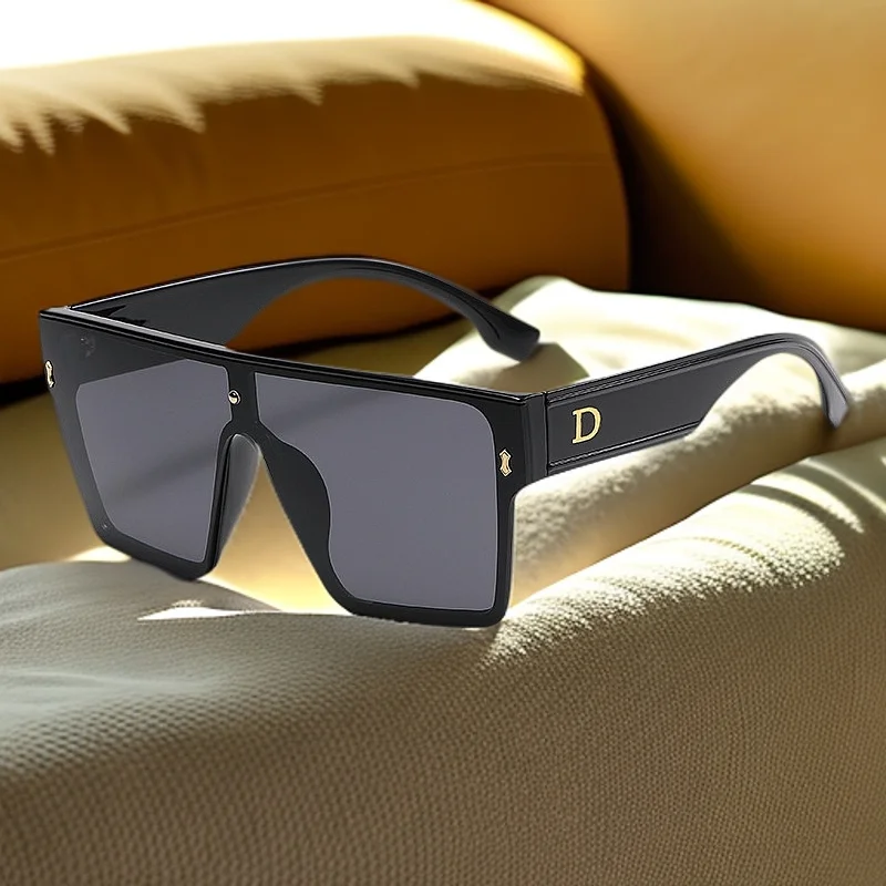 Cool and stylish European and American style handsome sunglasses for men and women, anti glare sunglasses
Cool and stylish European and American style handsome sunglasses for men and women, anti glare sunglasses