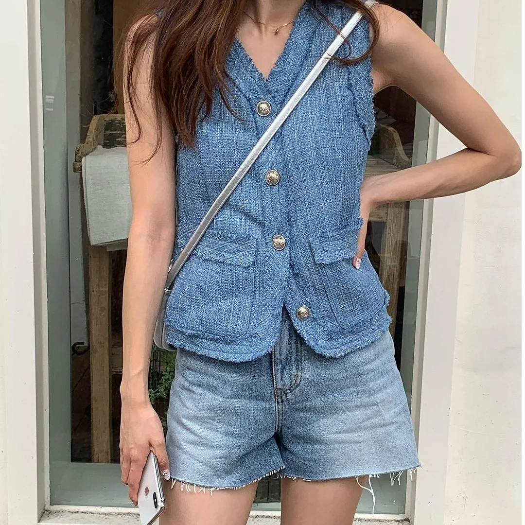 Nimo Home Two-Tone Coarse Weave Vest with Beard Elegant Polyester Fiber Women's Suiting Single Button Closure Pure Color
Nimo Home Two-Tone Coarse Weave Vest with Beard Elegant Polyester Fiber Women's Suiting Single Button Closure Pure Color