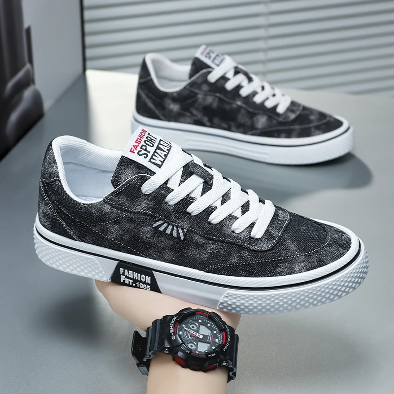 2025 New Men's Board Shoes,sneakers,skate shoes,Casual Shoes Minimalist Street-Style Non-Slip Cushioned Elegant Lightweight 
2025 New Men's Board Shoes,sneakers,skate shoes,Casual Shoes Minimalist Street-Style Non-Slip Cushioned Elegant Lightweight