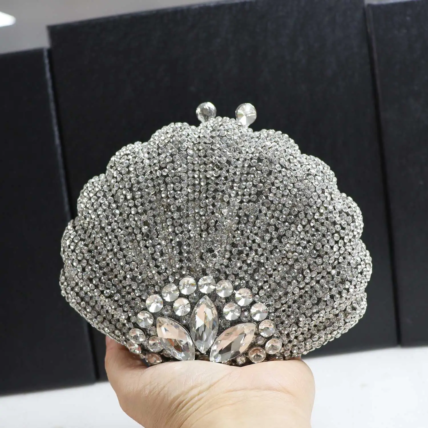 KHNmeet Silver Diamond Crystal Evening Bags for Women Banquet Handbags Ladies Luxury Wedding Bridal Purse sm279
KHNmeet Silver Diamond Crystal Evening Bags for Women Banquet Handbags Ladies Luxury Wedding Bridal Purse sm279