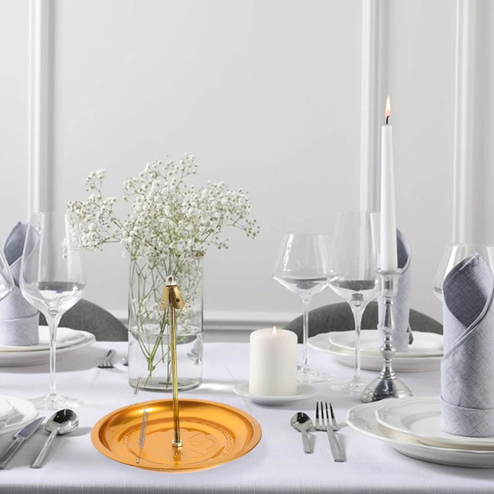 Golden Alloy Incense coil Holder Retro Incense Burner Decor Small Size Store Bedroom Office Yoga Teahouse Gifts
Golden Alloy Incense coil Holder Retro Incense Burner Decor Small Size Store Bedroom Office Yoga Teahouse Gifts