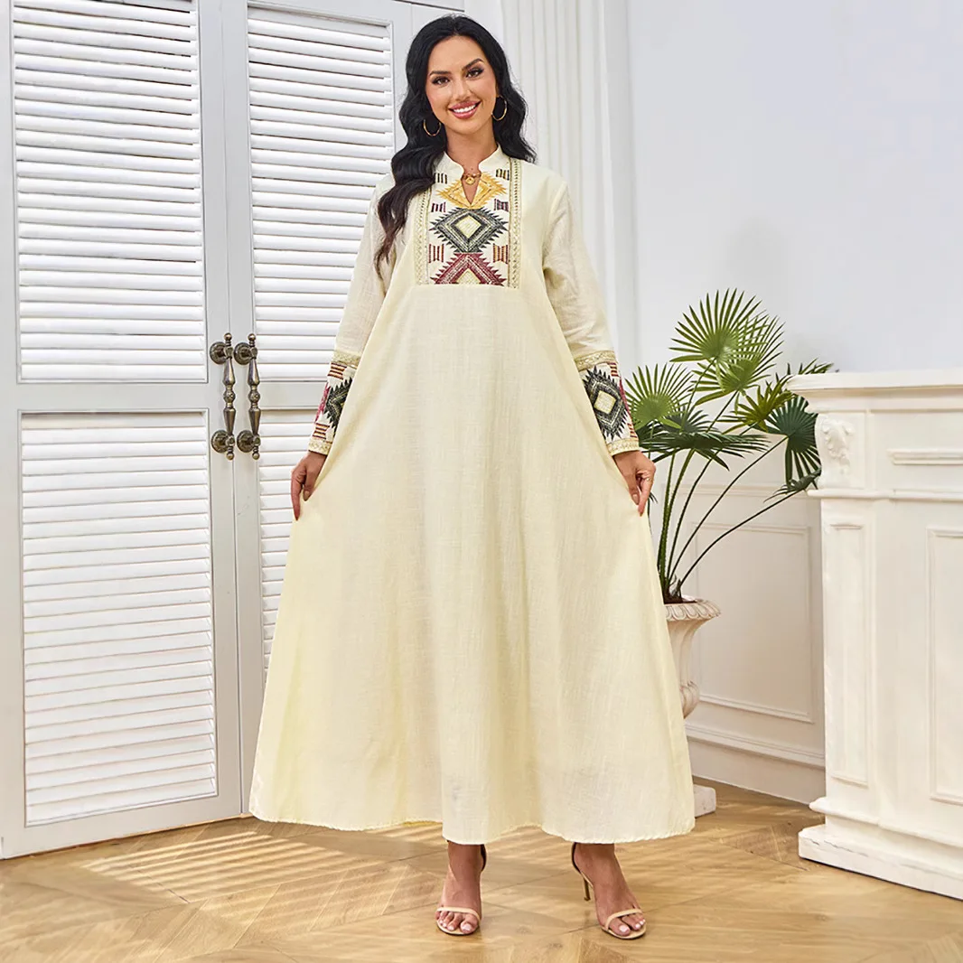 New Middle Eastern Women's Clothing Muslim Clothing Fashion Bead Embroidery Party Dress Simple Temperament Elegant Holiday Style
New Middle Eastern Women's Clothing Muslim Clothing Fashion Bead Embroidery Party Dress Simple Temperament Elegant Holiday Style