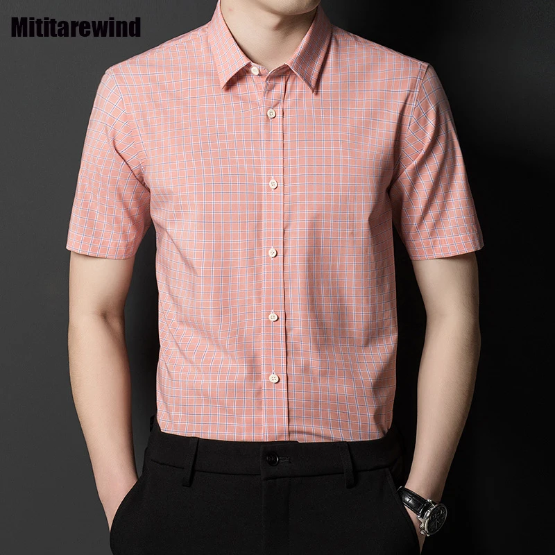 Summer New Plaid Shirt Men Men's Social Shirt Turn Down Collar Short Sleeves Button Up Shirt Men Korean Fashion New in Shirts
Summer New Plaid Shirt Men Men's Social Shirt Turn Down Collar Short Sleeves Button Up Shirt Men Korean Fashion New in Shirts