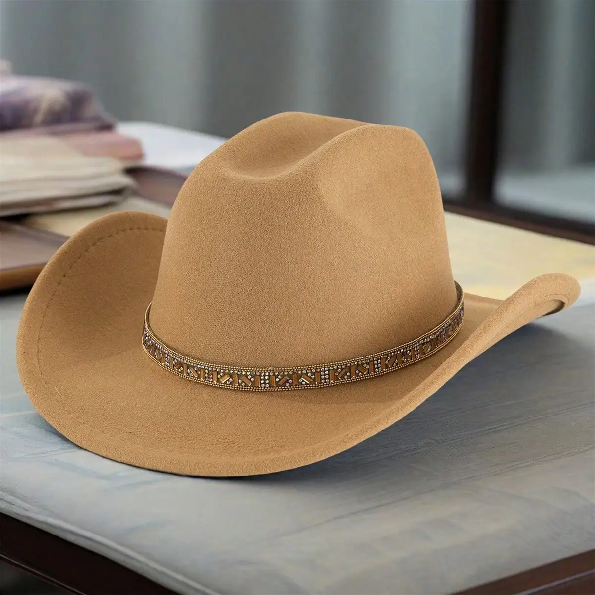 Unisex Vintage Western Cowgirl Hat, Soft Roll-Up Wide Brim with Shiny Rhinestones, Fashion Hat for Daily Wear & Party
Unisex Vintage Western Cowgirl Hat, Soft Roll-Up Wide Brim with Shiny Rhinestones, Fashion Hat for Daily Wear & Party