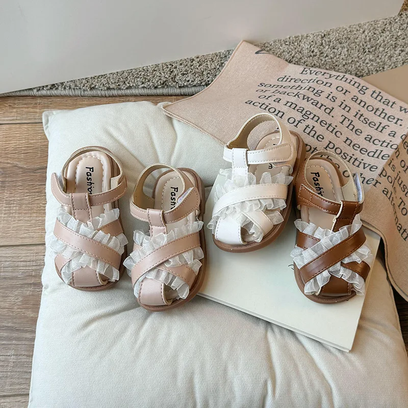 Fashion Girl Shoe New Spring Versatile Child Shoe Comfort Non Slip Soft Soled Casual Women Sandals Exquisite Flat Princess Shoes
Fashion Girl Shoe New Spring Versatile Child Shoe Comfort Non Slip Soft Soled Casual Women Sandals Exquisite Flat Princess Shoes