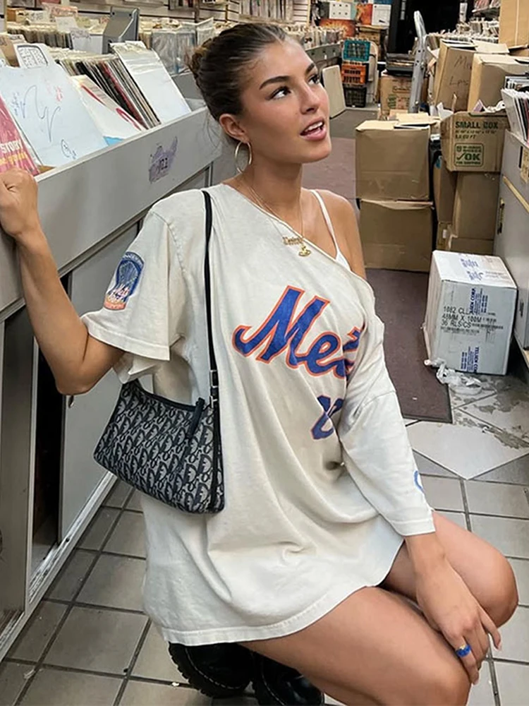 Weird Puss Leisure Loose T-Sirts Women Letter Print Biased Collar Half Sleeve Summer Trend Simple Classic Slim Streetwear Tops
Weird Puss Leisure Loose T-Sirts Women Letter Print Biased Collar Half Sleeve Summer Trend Simple Classic Slim Streetwear Tops