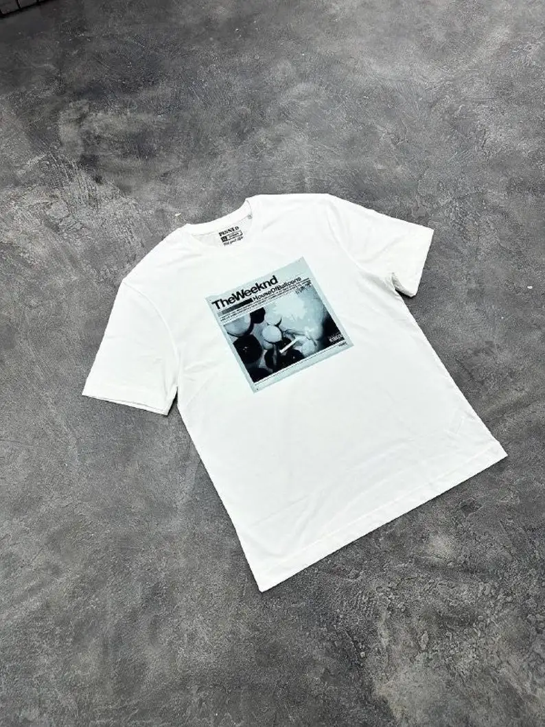 Urban Streetwear Graphic T-Shirt – Comfy & Trendy Men's Casual Tee, High Quality Fashion
Urban Streetwear Graphic T-Shirt – Comfy & Trendy Men's Casual Tee, High Quality Fashion