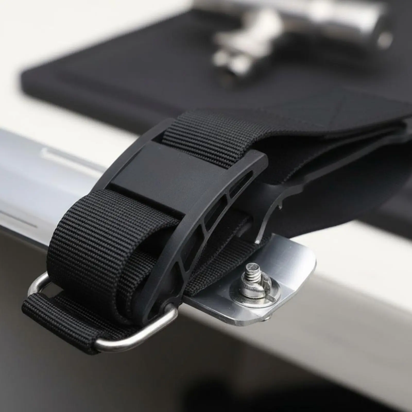 Single Cylinder Adapter Aluminum Alloy Construction BCD Accessory
Single Cylinder Adapter Aluminum Alloy Construction BCD Accessory