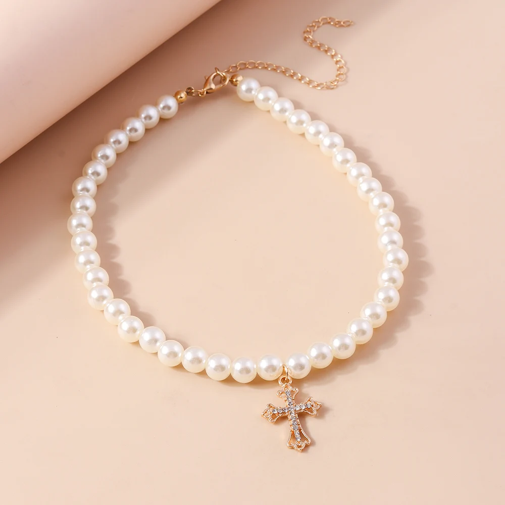 Chic Cross Pendant Necklaces for Women Girls Pearl Beaded Choker Necklace Wedding Party Jewelry Gifts
Chic Cross Pendant Necklaces for Women Girls Pearl Beaded Choker Necklace Wedding Party Jewelry Gifts