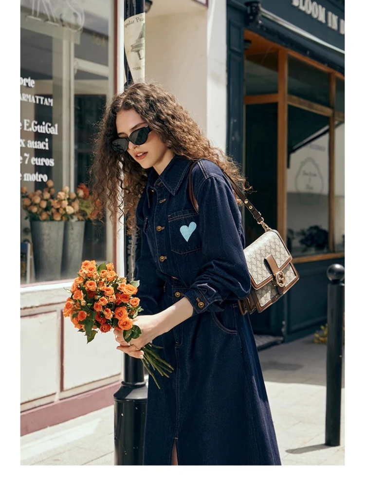 OLrain French Blue Denim Long Dress Women's Early Autumn 2025 Vintage Embroidered Lapel Denim Shirt Dresses Ladies O23QL85502
OLrain French Blue Denim Long Dress Women's Early Autumn 2025 Vintage Embroidered Lapel Denim Shirt Dresses Ladies O23QL85502