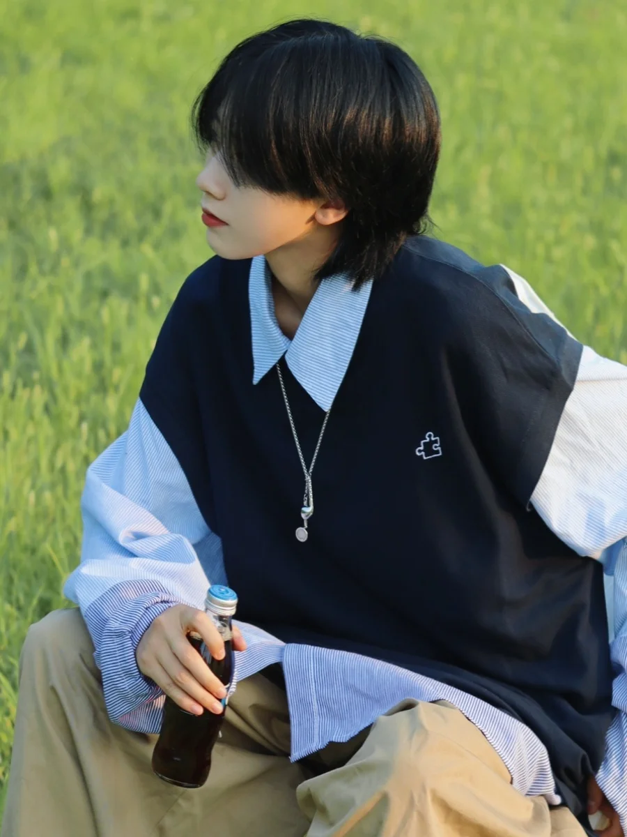 Retro round Neck Embroidered Vest Loose Casual Color Unisex Cityboy Style Youthful Spring Fashion Japanese Style
Retro round Neck Embroidered Vest Loose Casual Color Unisex Cityboy Style Youthful Spring Fashion Japanese Style