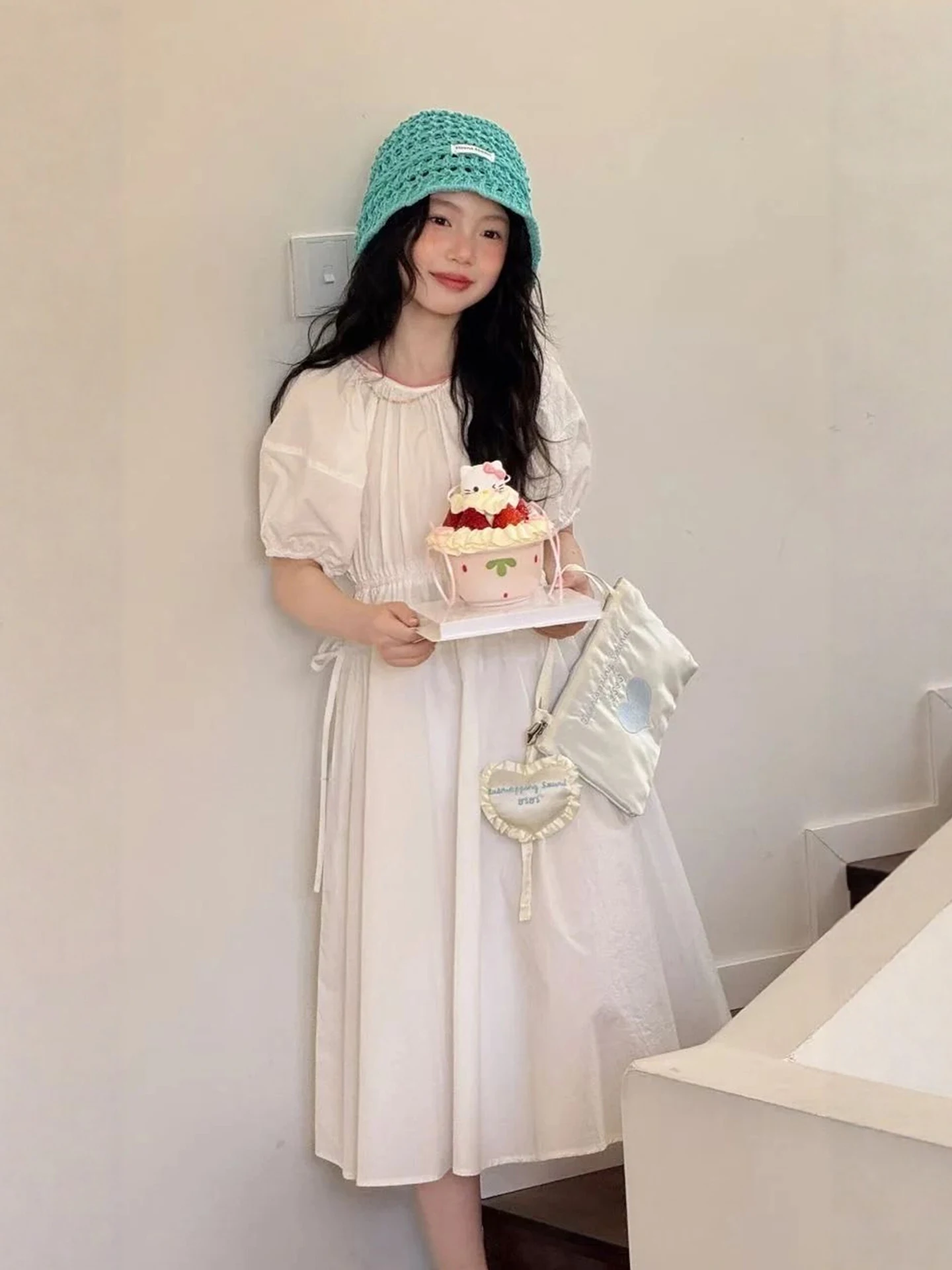 Fashionable Knee-Length White Dress for Girls Children's Summer Clothing New 2026 Elegant Kids' Dresses Sweet Style Short Sleeve
Fashionable Knee-Length White Dress for Girls Children's Summer Clothing New 2026 Elegant Kids' Dresses Sweet Style Short Sleeve