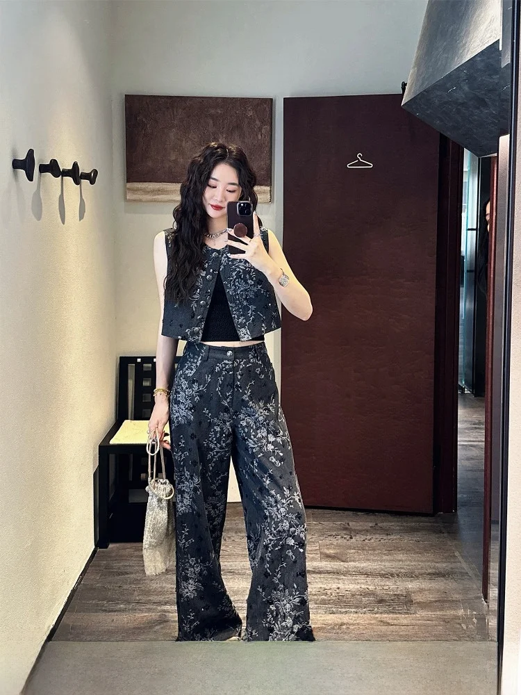 Sanji Black Flower California Dream New Chinese Style Summer Set Women's Embroidered Denim Wide Leg Pants Cotton Short Sleeve
Sanji Black Flower California Dream New Chinese Style Summer Set Women's Embroidered Denim Wide Leg Pants Cotton Short Sleeve