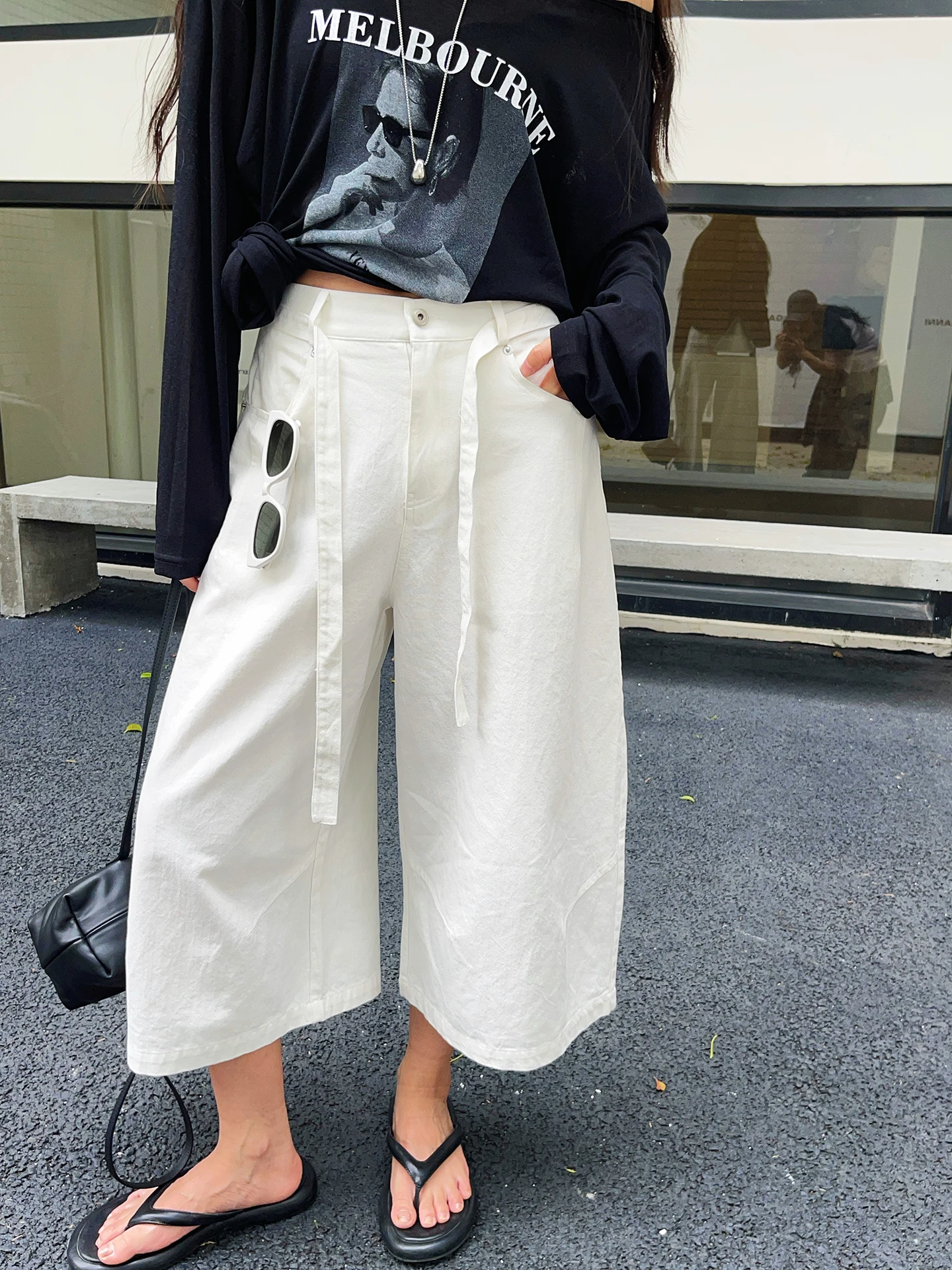 High Waist Wide Leg Pants Women's Loose Fit Drawstring Versatile Cotton Spring Summer Breathable Comfortable Straight Cut Jeans
High Waist Wide Leg Pants Women's Loose Fit Drawstring Versatile Cotton Spring Summer Breathable Comfortable Straight Cut Jeans