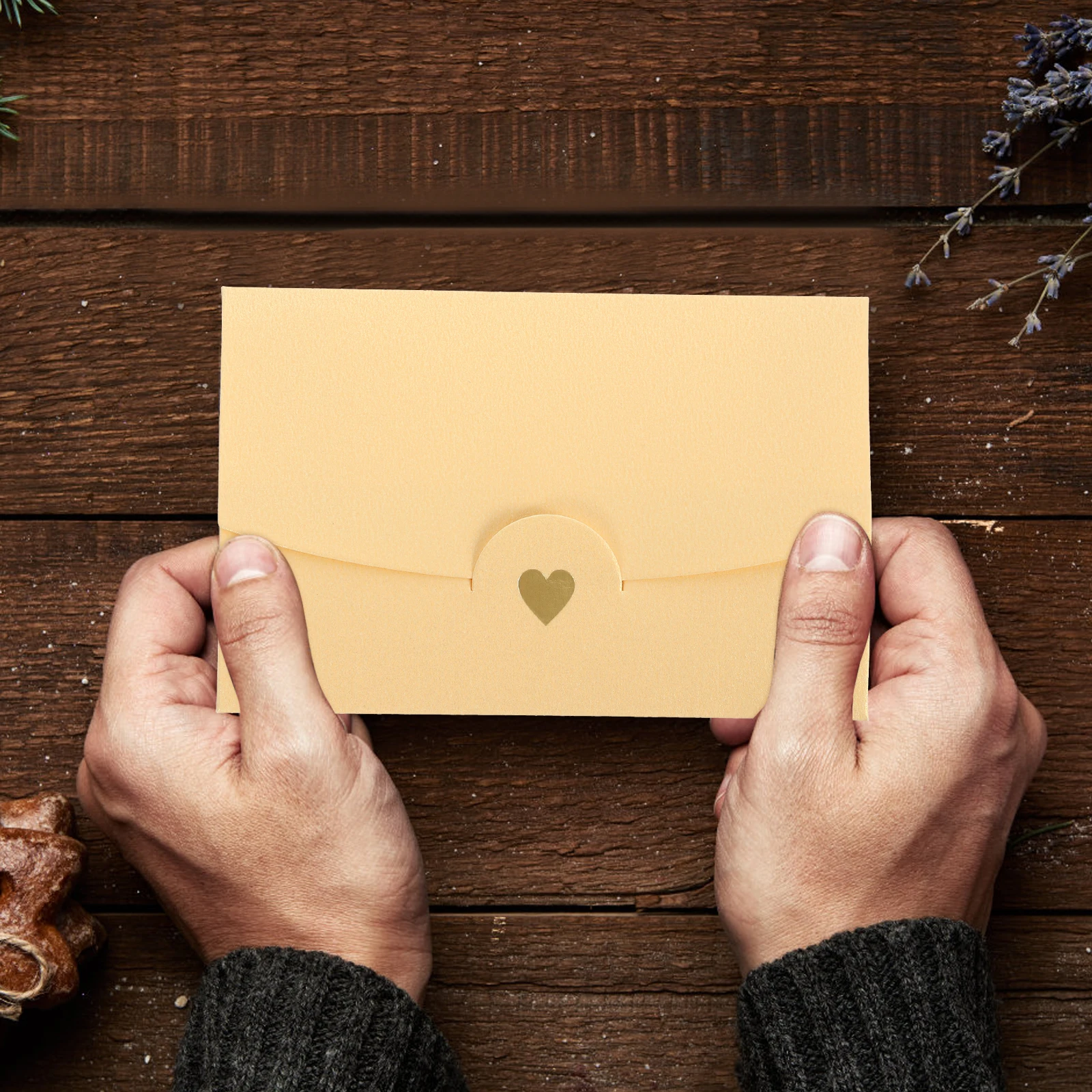 20pcs Small Greeting Card Envelopes Pearlescent White Gold 10 5x7cm Multi Function Wedding Party Supplies Invitations
20pcs Small Greeting Card Envelopes Pearlescent White Gold 10 5x7cm Multi Function Wedding Party Supplies Invitations