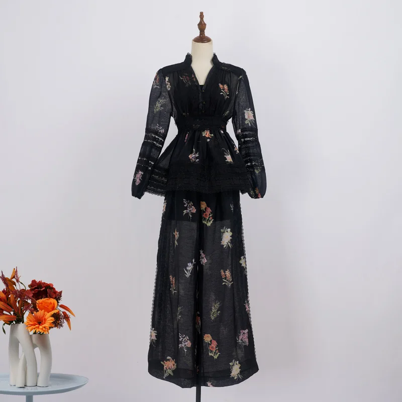 Real Shot Light Luxury High-end New Lace Patchwork Printed Outfit Top Wide-leg Pants Set 2 Colors
Real Shot Light Luxury High-end New Lace Patchwork Printed Outfit Top Wide-leg Pants Set 2 Colors