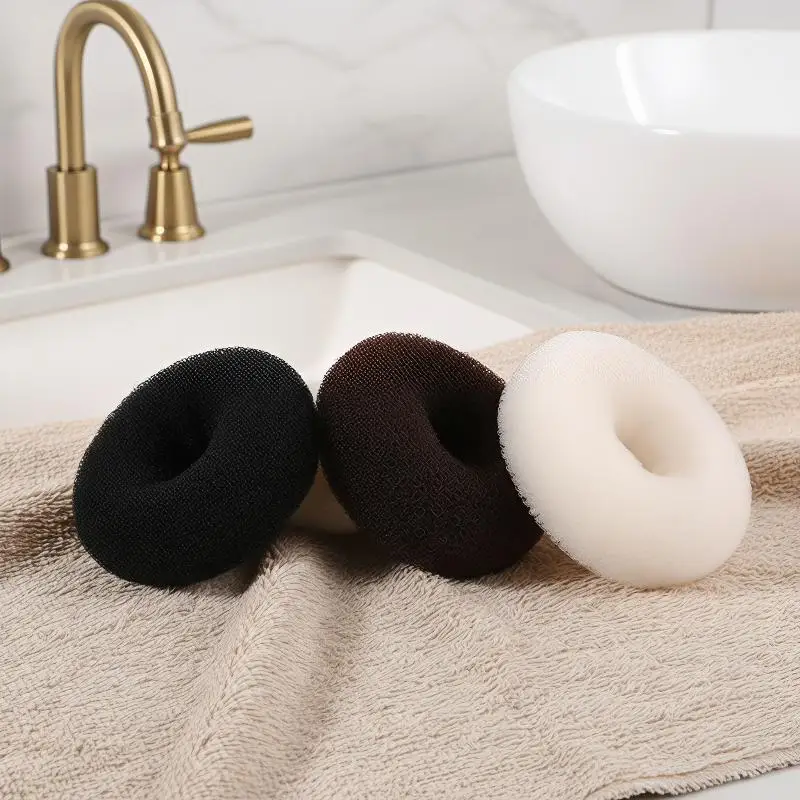 1Pcs 3Colors Bun Donut Hair Clip Foam Sponge Hair Bun Maker Fashion Elegant Easy Big Ring Girls Women Hair Accessories
1Pcs 3Colors Bun Donut Hair Clip Foam Sponge Hair Bun Maker Fashion Elegant Easy Big Ring Girls Women Hair Accessories