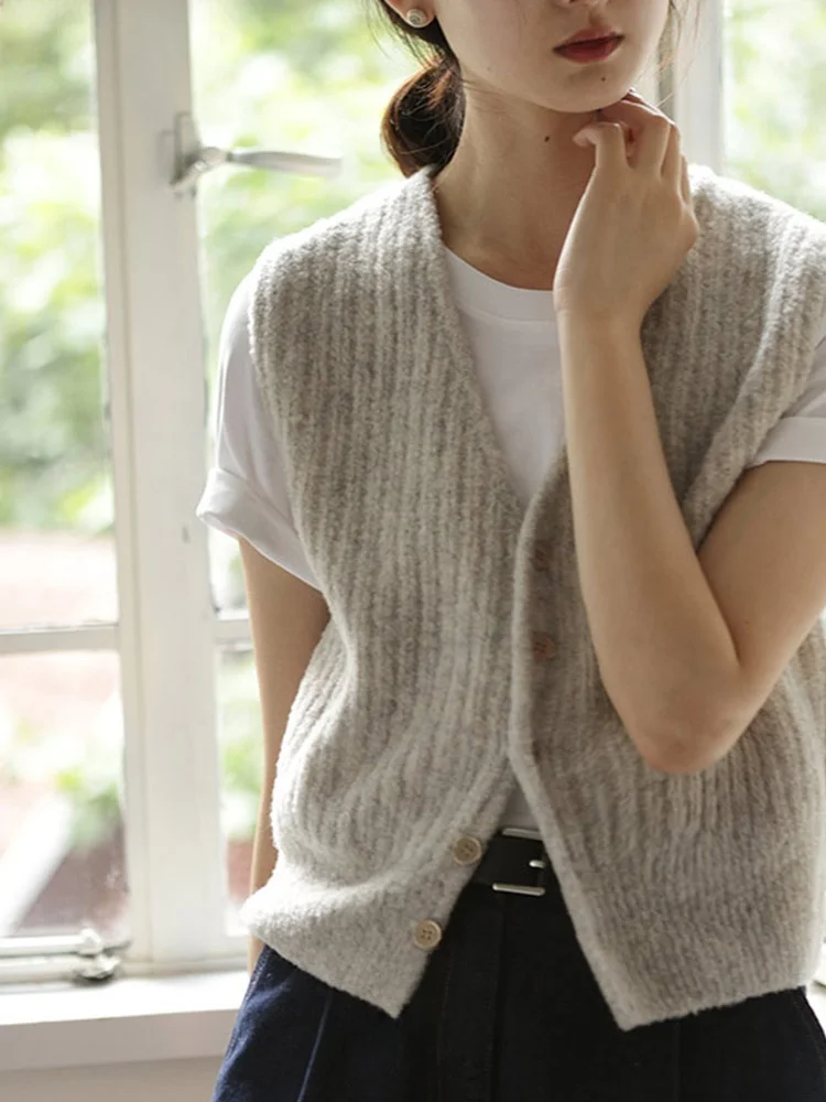 Универсальный цветной корейский вязаный кардиган с v-образным вырезом, удобный повседневный жилет, многослойная майка, верхняя одежда
Универсальный цветной корейский вязаный кардиган с v-образным вырезом, удобный повседневный жилет, многослойная майка, верхняя одежда
