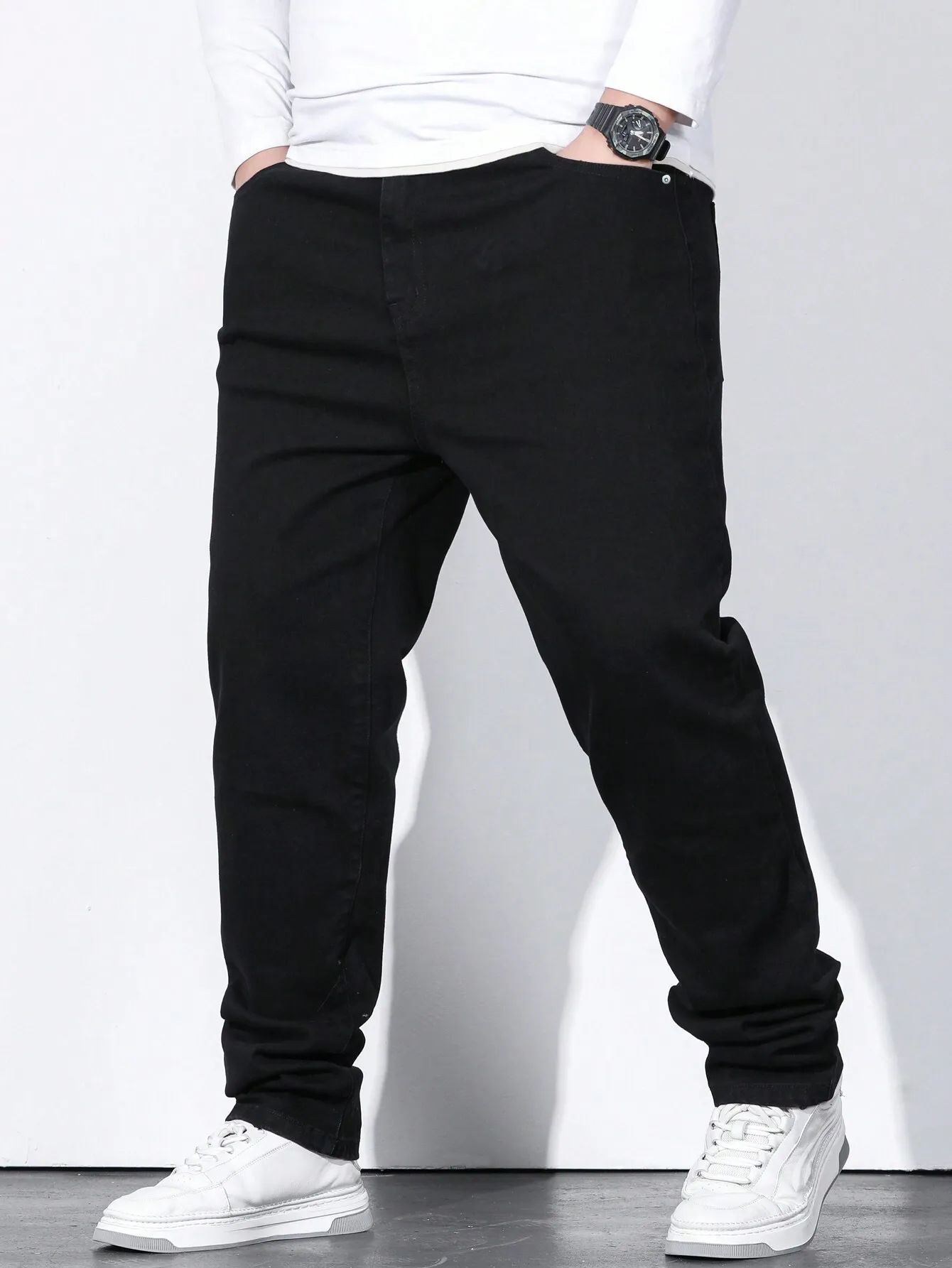 Men's Black Straight Leg Jeans with Slant Pockets, Casual Workwear Fit
Men's Black Straight Leg Jeans with Slant Pockets, Casual Workwear Fit