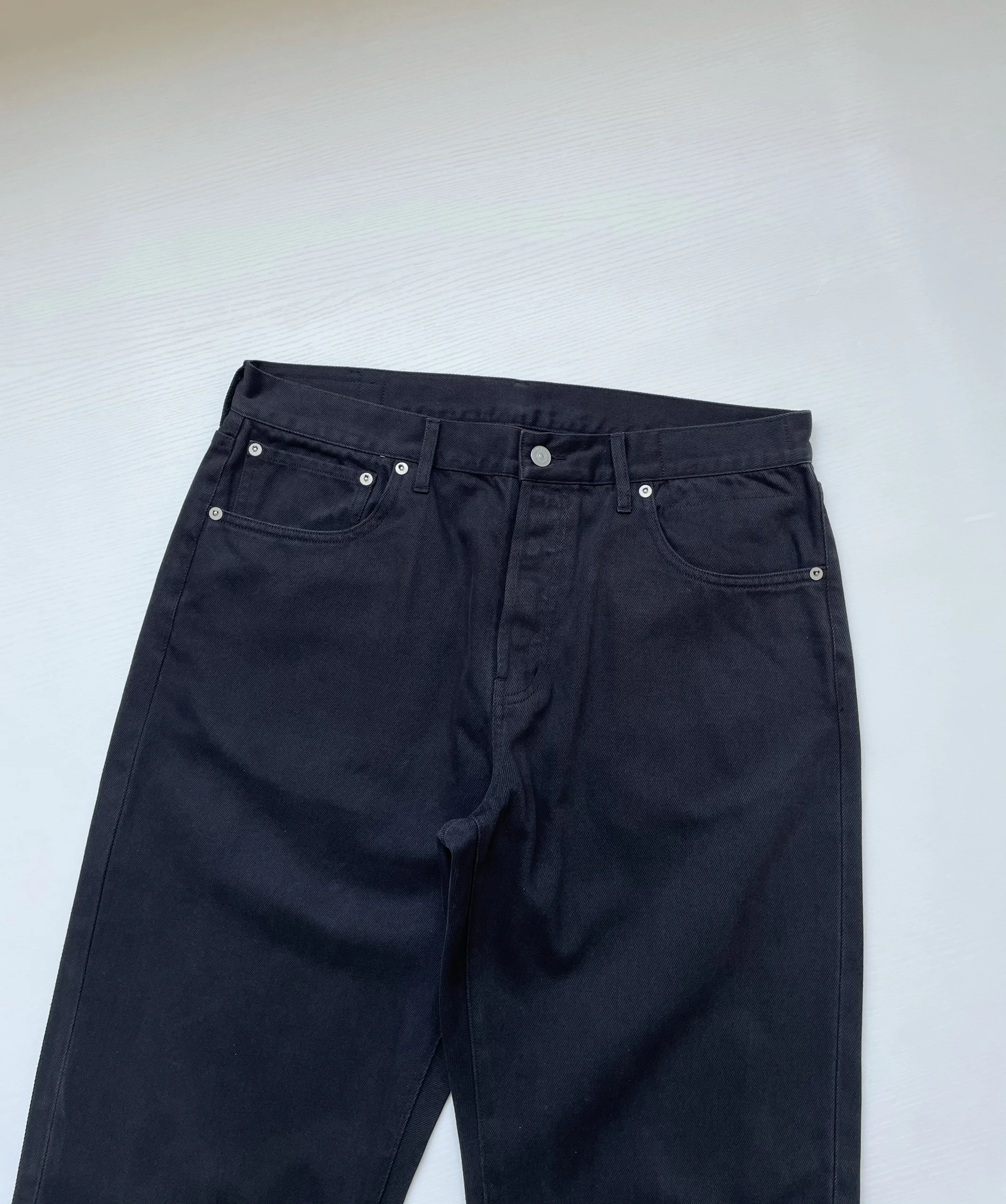 Новые мужские джинсы VISVIM SOCIAL SCULPTURE 01 OVERDYE черного цвета, коллекция 2026 года
Новые мужские джинсы VISVIM SOCIAL SCULPTURE 01 OVERDYE черного цвета, коллекция 2026 года