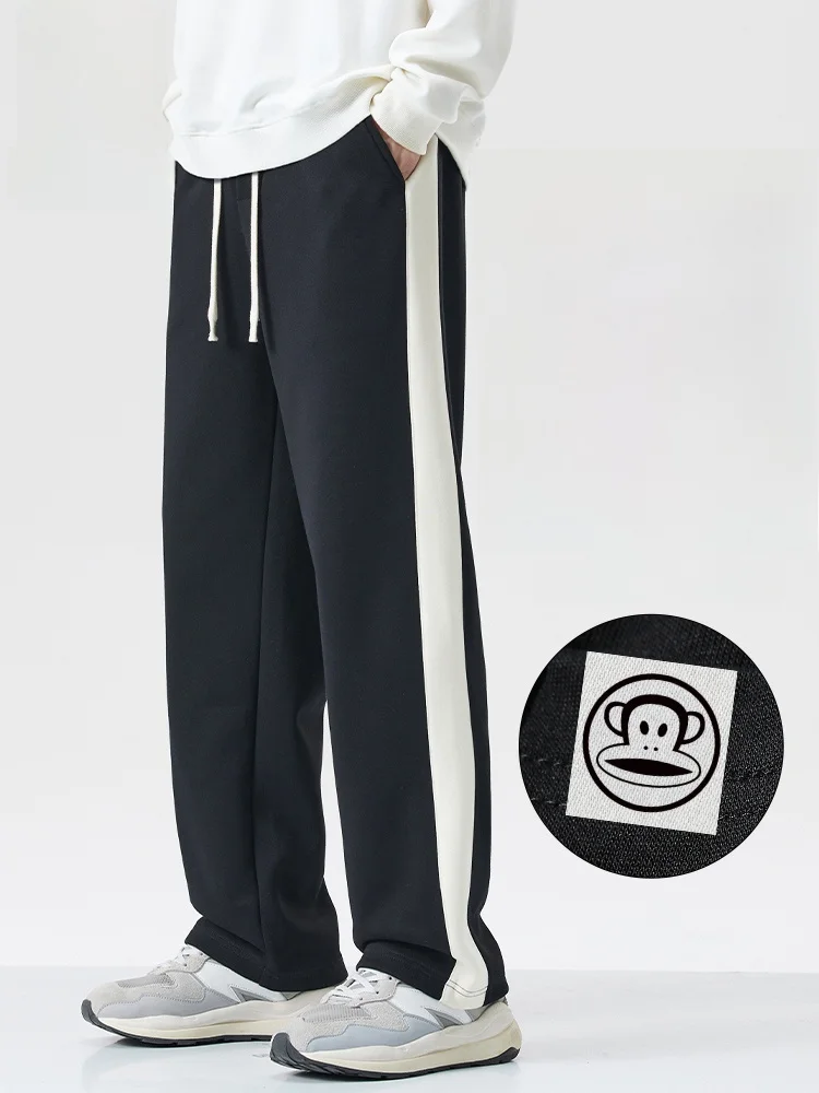 Повседневные брюки Paul Frank American Style в полоску с цветовыми блоками, свободные прямые спортивные брюки для молодых мужчин, осенняя новинка
Повседневные брюки Paul Frank American Style в полоску с цветовыми блоками, свободные прямые спортивные брюки для молодых мужчин, осенняя новинка