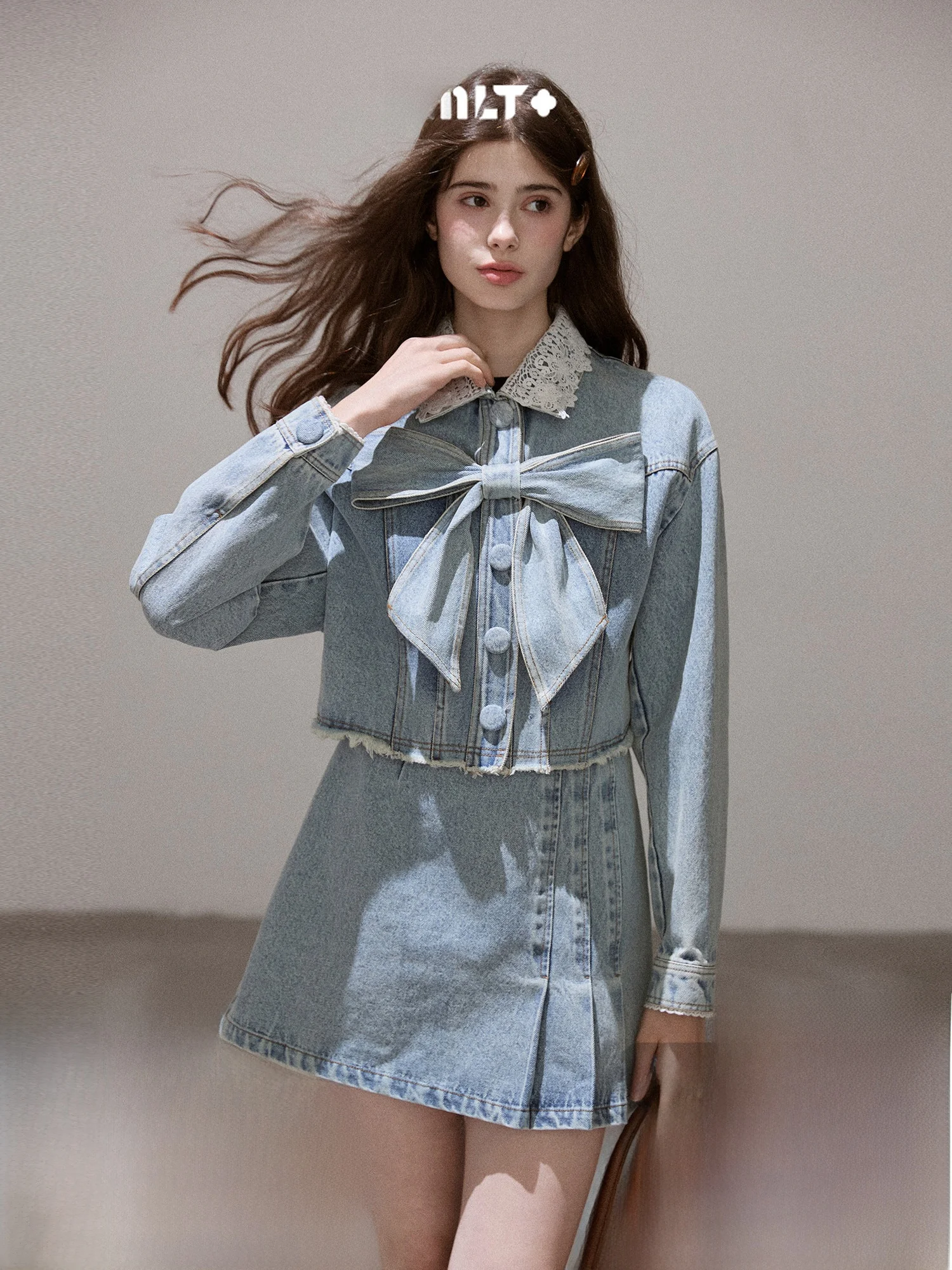 Винтажный комплект джинсовой юбки Callmelater с узлом для девочек, комплект из смеси хлопка в стиле ретро, осенний женский ансамбль Faion
Винтажный комплект джинсовой юбки Callmelater с узлом для девочек, комплект из смеси хлопка в стиле ретро, осенний женский ансамбль Faion