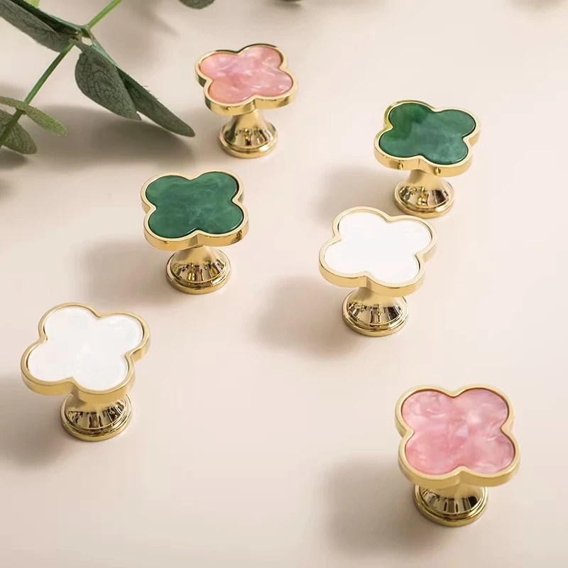 Solid Brass Clover Shape Gold Silver Kitchen Cabinet Furniture Knob Wall Bathroom Clothes Hook Handle Wardrobe Hardware Pulls
Solid Brass Clover Shape Gold Silver Kitchen Cabinet Furniture Knob Wall Bathroom Clothes Hook Handle Wardrobe Hardware Pulls
