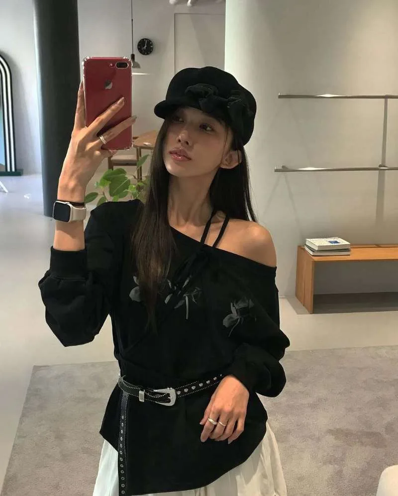 Long Sve Printed Sweatirt Asymmetrical Hem oulder Bows Floral Design Casual Loose Fit Women's Premium Faion Top
Long Sve Printed Sweatirt Asymmetrical Hem oulder Bows Floral Design Casual Loose Fit Women's Premium Faion Top