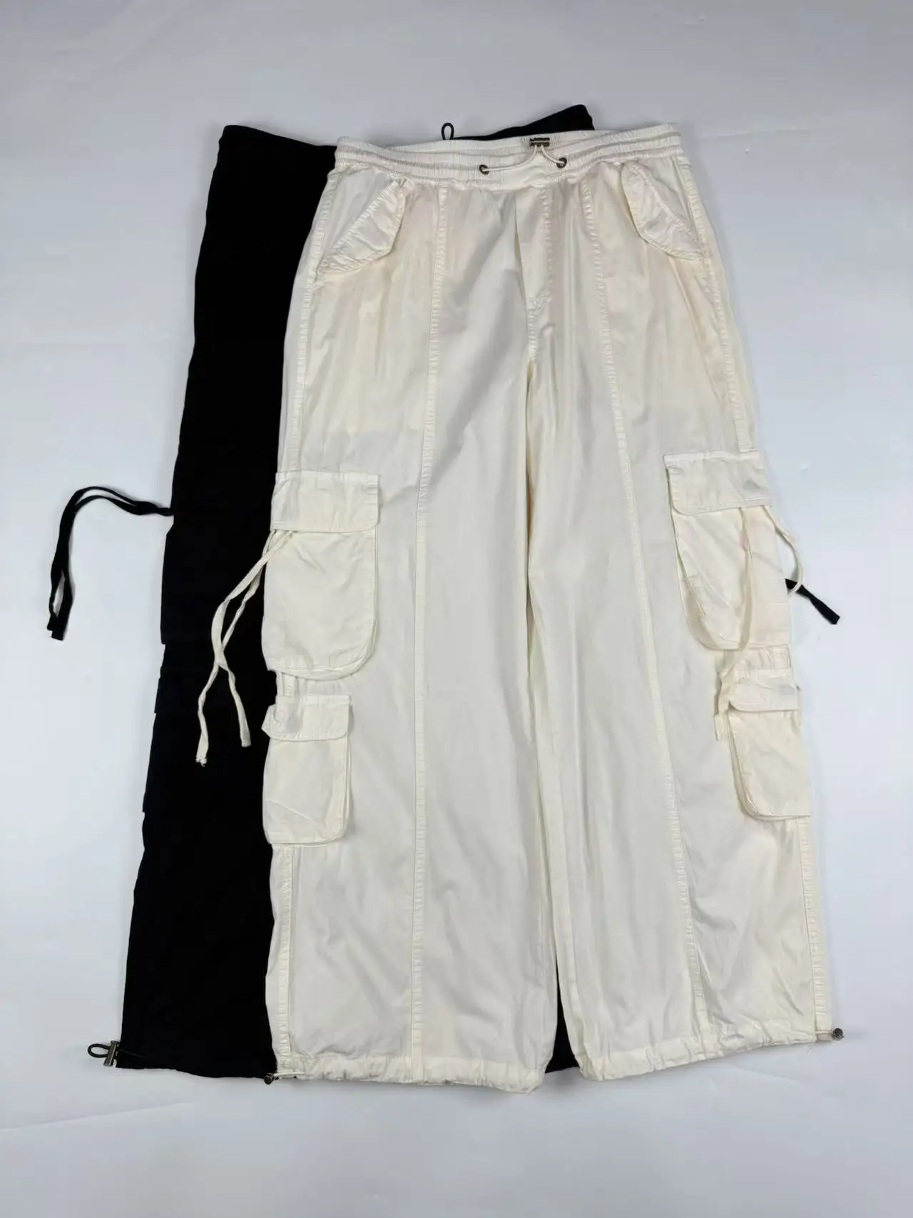 Men's Summer Thin Pure Cotton Multi-ket Work Pants Long Trousers Cuffed Paratrooper Wide Leg American Casual Pants
Men's Summer Thin Pure Cotton Multi-ket Work Pants Long Trousers Cuffed Paratrooper Wide Leg American Casual Pants