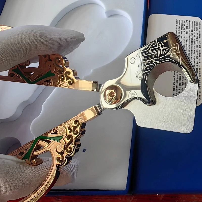 high-end Cigar pliers
high-end Cigar pliers