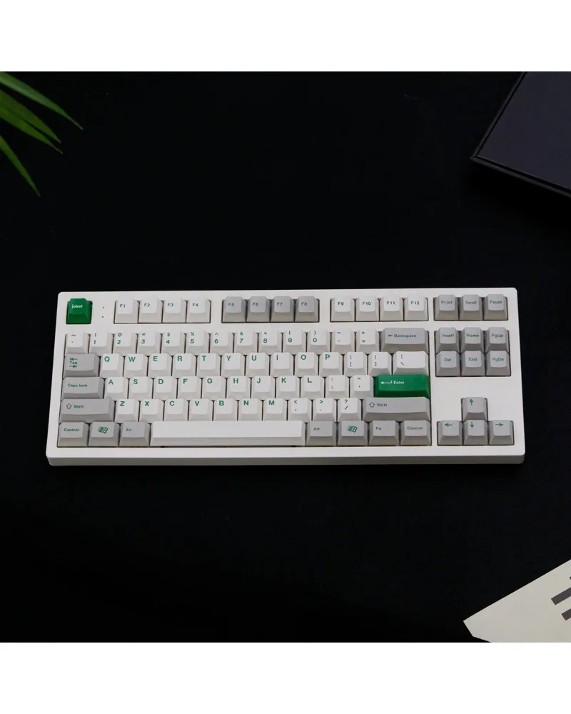 White and green color block pbt dye sub keycaps full set oem profile for mechanical keyboards
White and green color block pbt dye sub keycaps full set oem profile for mechanical keyboards