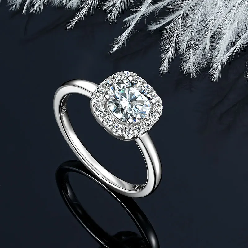 S925 Silver 6.5mm 1.0CT D Round White Moissanite Diamond Halo Ring Wedding Finger Bands for Women GRA Certifed Promise Jewelry
S925 Silver 6.5mm 1.0CT D Round White Moissanite Diamond Halo Ring Wedding Finger Bands for Women GRA Certifed Promise Jewelry