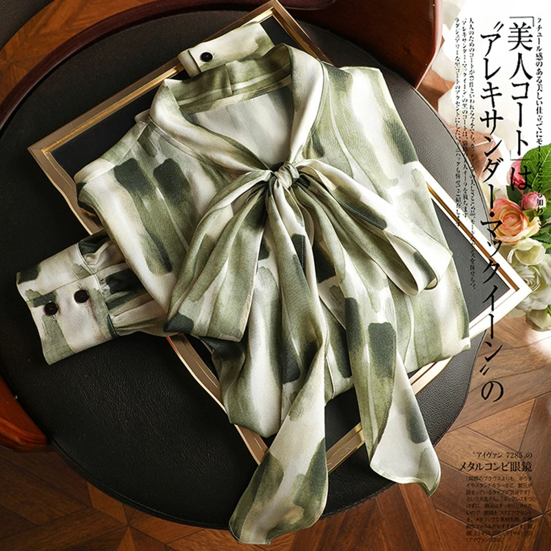 Fashion Print Loose Elegant Women Blouse Autumn Simple Long Sleeve Women Shirt Office Lady Lace-up Bow Lady Tops Blusas 29964
Fashion Print Loose Elegant Women Blouse Autumn Simple Long Sleeve Women Shirt Office Lady Lace-up Bow Lady Tops Blusas 29964