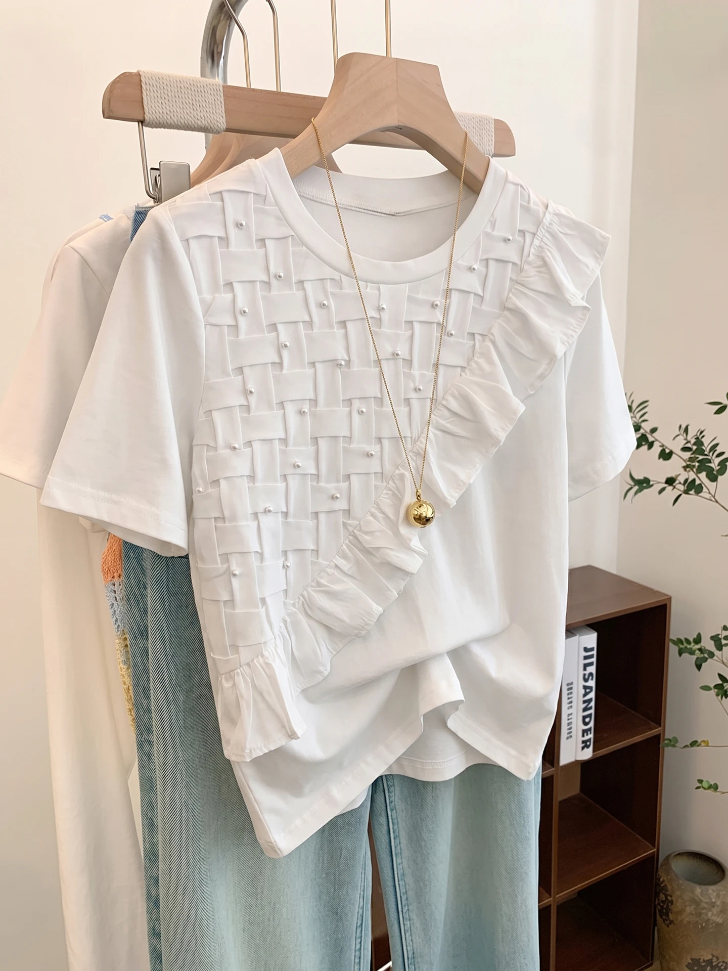 Trendy Woven Plaid Beaded Ruffled Spliced Short Sleeve Loose T-Shirt Summer Streetwear Casual Top Fashion Retro Women's Clothing
Trendy Woven Plaid Beaded Ruffled Spliced Short Sleeve Loose T-Shirt Summer Streetwear Casual Top Fashion Retro Women's Clothing