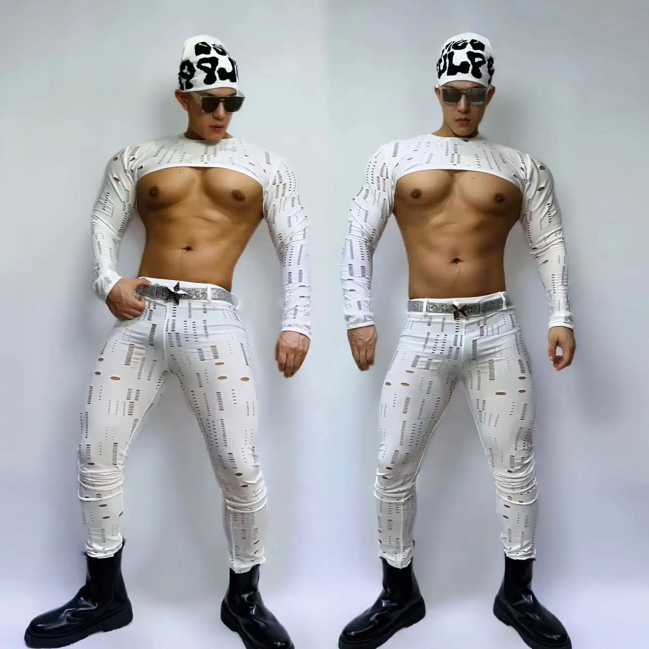 Nightclub Male Singer DJ Pole Dancer Stage Show Performance Clothing Set Men's Sexy White Hollow out Sports Suit Costumes
Nightclub Male Singer DJ Pole Dancer Stage Show Performance Clothing Set Men's Sexy White Hollow out Sports Suit Costumes