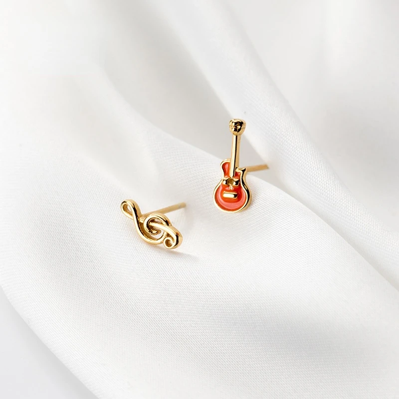 Real 925 Sterling Silver Fashion Asymmetric Guitar Notes Stud Earring For Women Wedding Gift Fine Jewelry
Real 925 Sterling Silver Fashion Asymmetric Guitar Notes Stud Earring For Women Wedding Gift Fine Jewelry