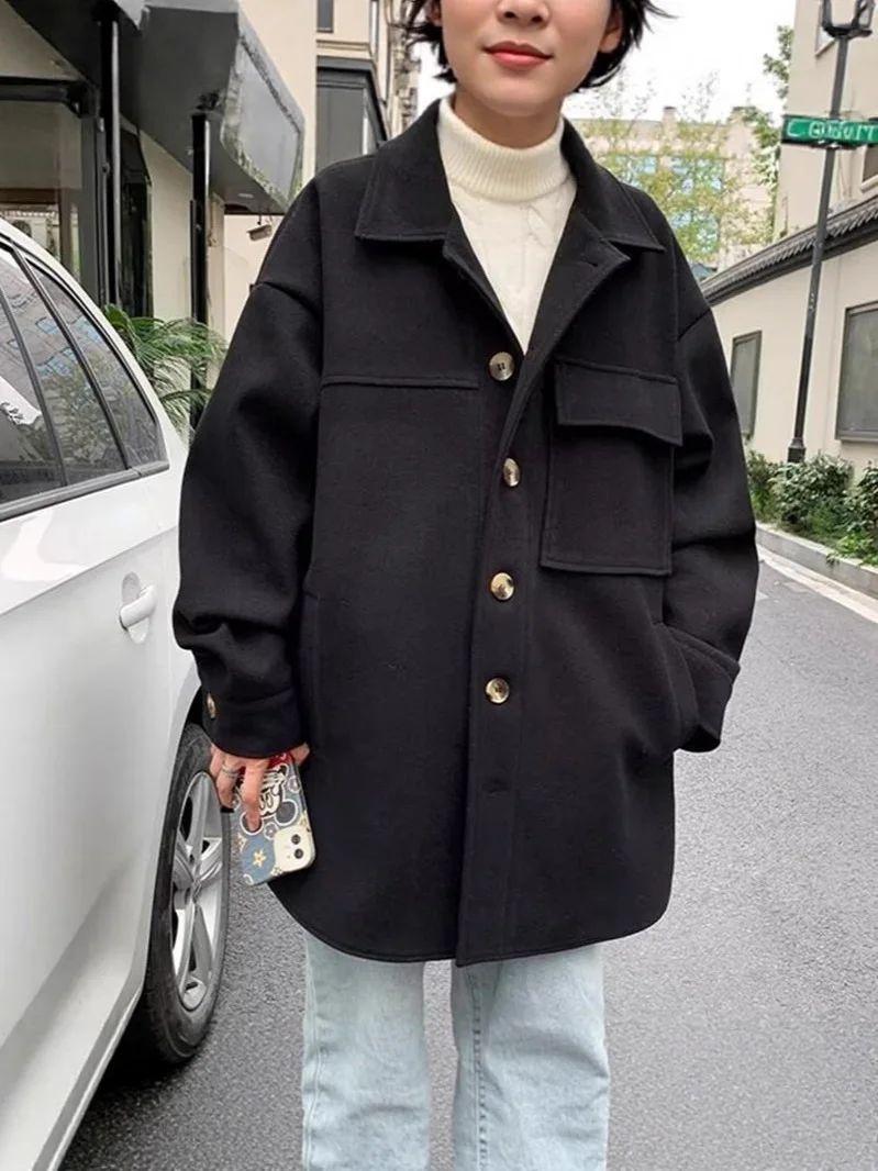 Мужское зимнее пальто из шерстяной смеси: мягкое, эластичное,гибкое, податливое, пластичное,
Мужское зимнее пальто из шерстяной смеси: мягкое, эластичное,гибкое, податливое, пластичное,