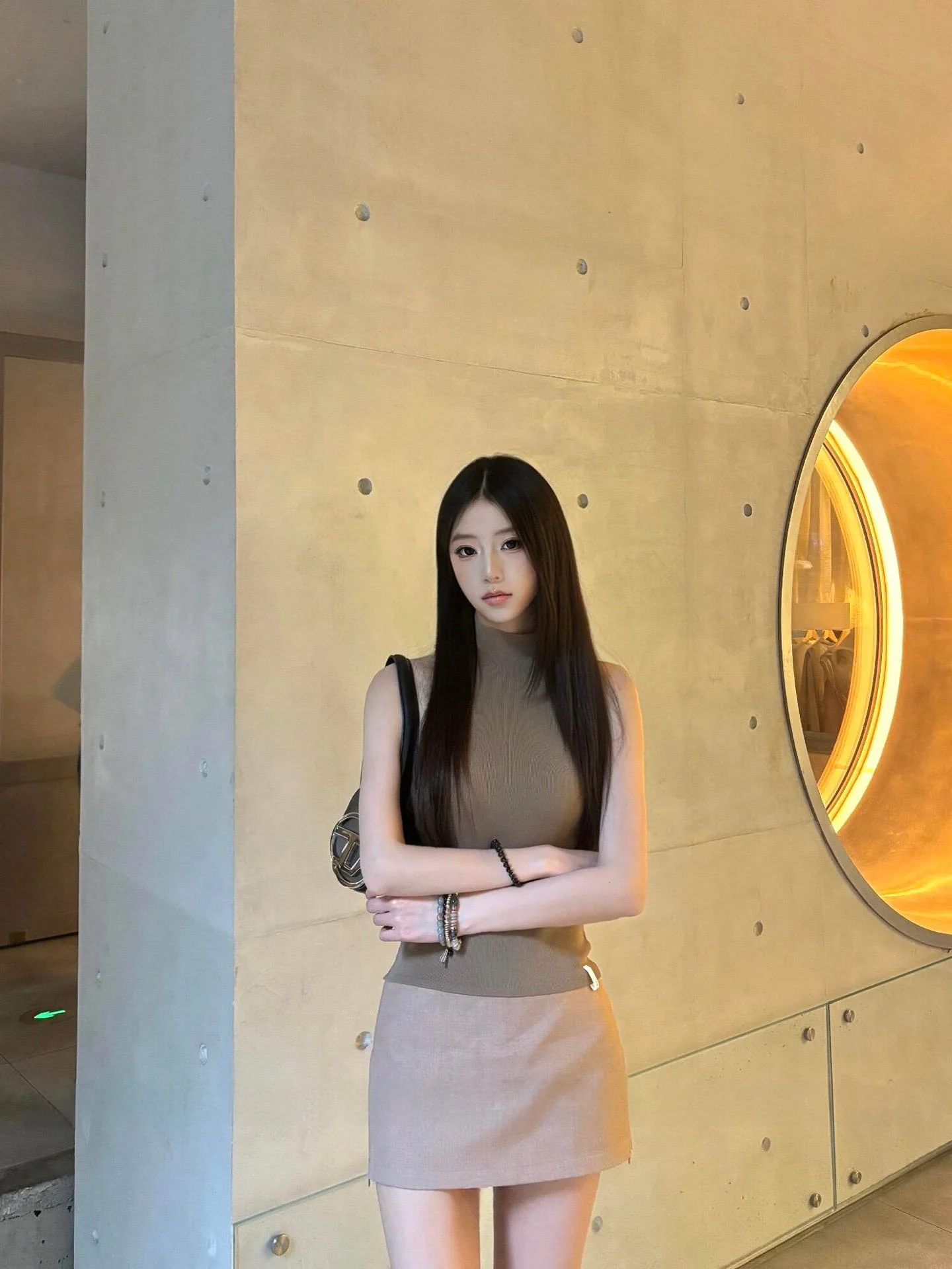 Sexy American Girl Style Two-Piece Set Women's Summer High Collar Sleeveless Bodycon Skirt Short Skirt High Waist Shorts
Sexy American Girl Style Two-Piece Set Women's Summer High Collar Sleeveless Bodycon Skirt Short Skirt High Waist Shorts