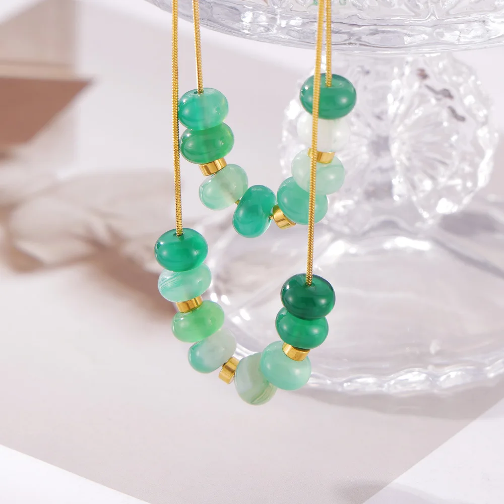 Fresh minimalist agate stone beaded necklace snake bone chain design pendant titanium steel jewelry
Fresh minimalist agate stone beaded necklace snake bone chain design pendant titanium steel jewelry