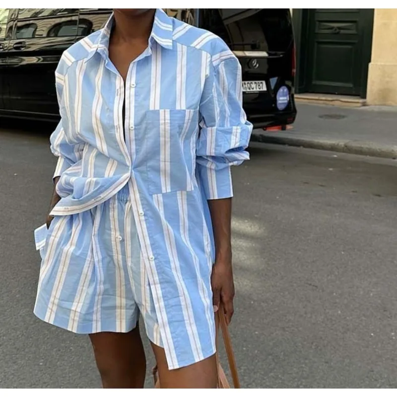 Fashion Contrasting Striped Long-sleeved Lapel Shirt Women's New Women's Clothing Versatile Casual Shorts Suit Women
Fashion Contrasting Striped Long-sleeved Lapel Shirt Women's New Women's Clothing Versatile Casual Shorts Suit Women