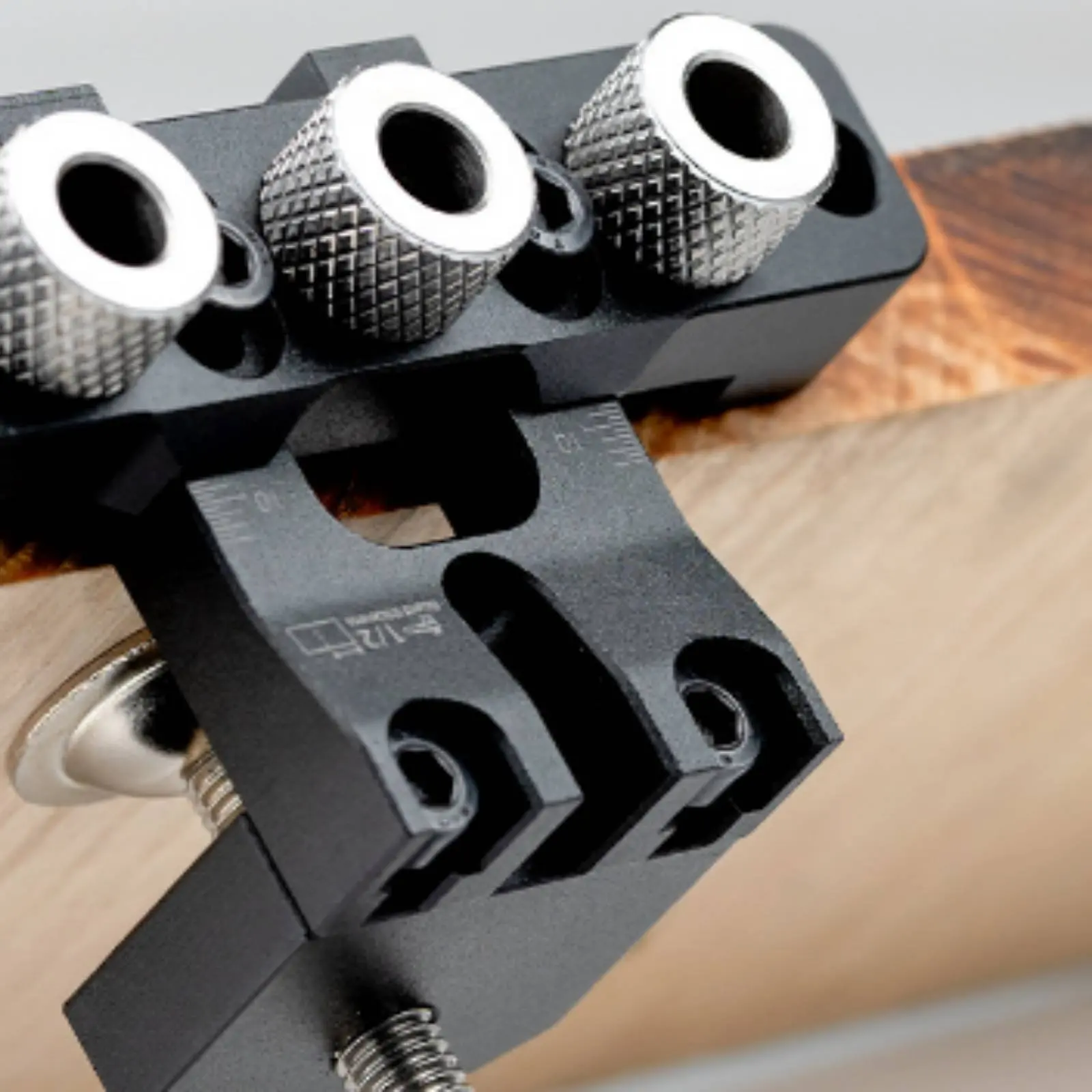 3 in 1 Doweling Jig Mini 3 in 1 Drill Guide Dowel Drilling Jig Easy Alignment Woodworking Tool Adjustable for Furniture Making
3 in 1 Doweling Jig Mini 3 in 1 Drill Guide Dowel Drilling Jig Easy Alignment Woodworking Tool Adjustable for Furniture Making