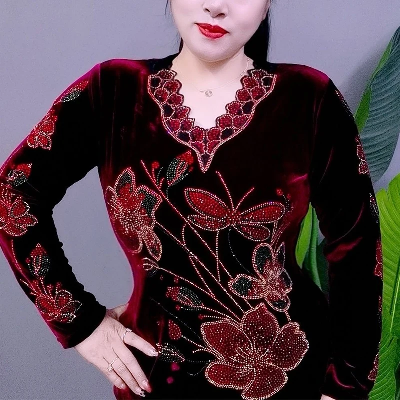 Velvet Beading T Shirt for Women Pullovers 2025 Autumn Women's Clothing Long Sleeve Tees Top Slim Fit Women's T-shirt
Velvet Beading T Shirt for Women Pullovers 2025 Autumn Women's Clothing Long Sleeve Tees Top Slim Fit Women's T-shirt