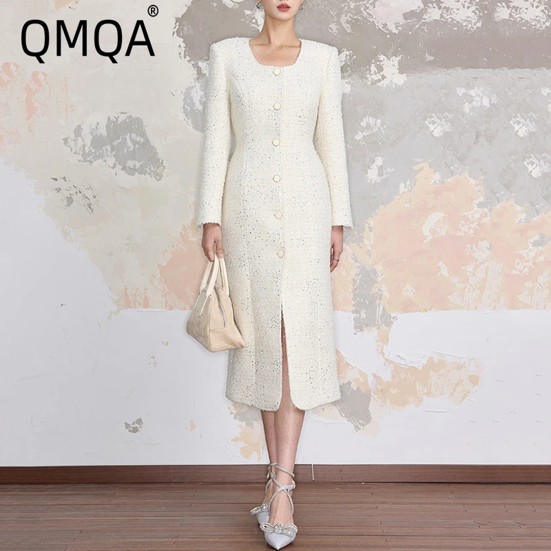 QMQA Fashion Women's French Tweed Trench Coat O Neck Long Sleeve Single Breasted Elegant Windbreaker 2025 Spring New QM174
QMQA Fashion Women's French Tweed Trench Coat O Neck Long Sleeve Single Breasted Elegant Windbreaker 2025 Spring New QM174